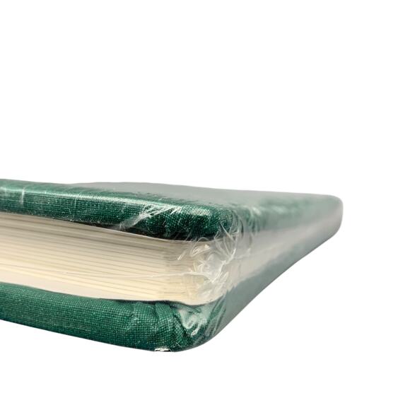 Creative Memories Scrapbook Album Forest Green 15 Pages Old Style Sealed 12X12 - Picture 4 of 5